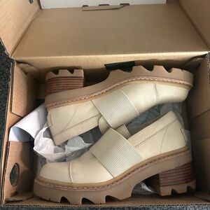 Sorel loafers never worn before! Size 7.